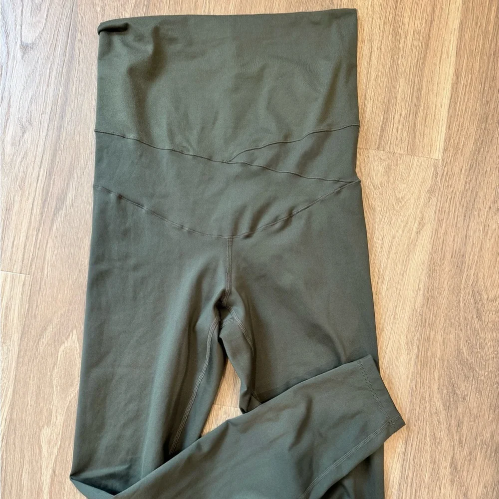 Nike One Women’s High Waisted Maternity Leggings - Picture 3 of 5